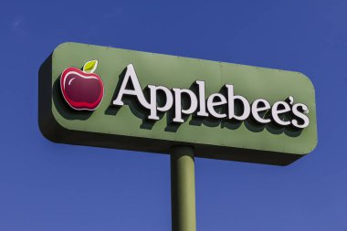 Indianapolis - Şubat 2017 yaklaşık: Applebee's Neighborhood Grill ve Bar rahat Restoran. Applebee 's e Dineequity, Inc IV kuruluşudur