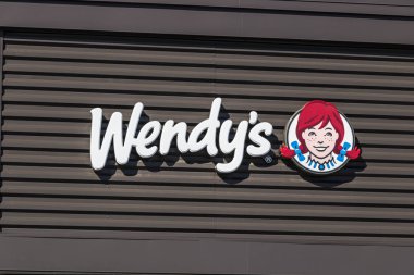 Indianapolis - Mart 2017 yaklaşık: Wendy's ' in perakende satış yerini. Wendy'nin bir uluslararası Fast Food restoran zinciri VII olduğunu