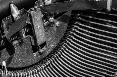 Antika daktilo - geleneksel Typebars V gösterilen bir antika daktilo