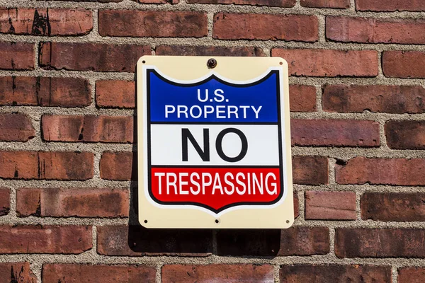 USA, nemovitosti - nikde Trespassing jsem — Stock fotografie