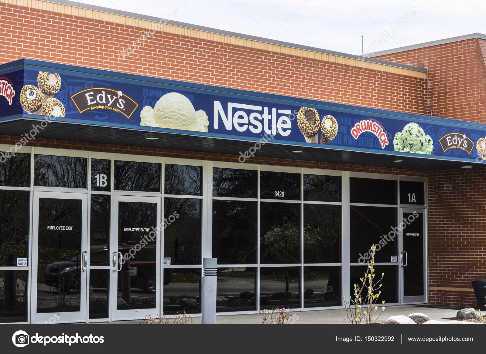 Fort Wayne Circa April 2017 Edy's Grand Ice Cream Manufacturing