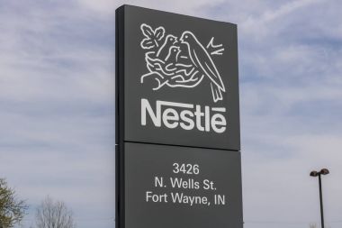 Fort Wayne - Nisan 2017 yaklaşık: Grand dondurma üretim tesisi Edy. Edy'nın Nestle S.A. bir iştiraki olan ben