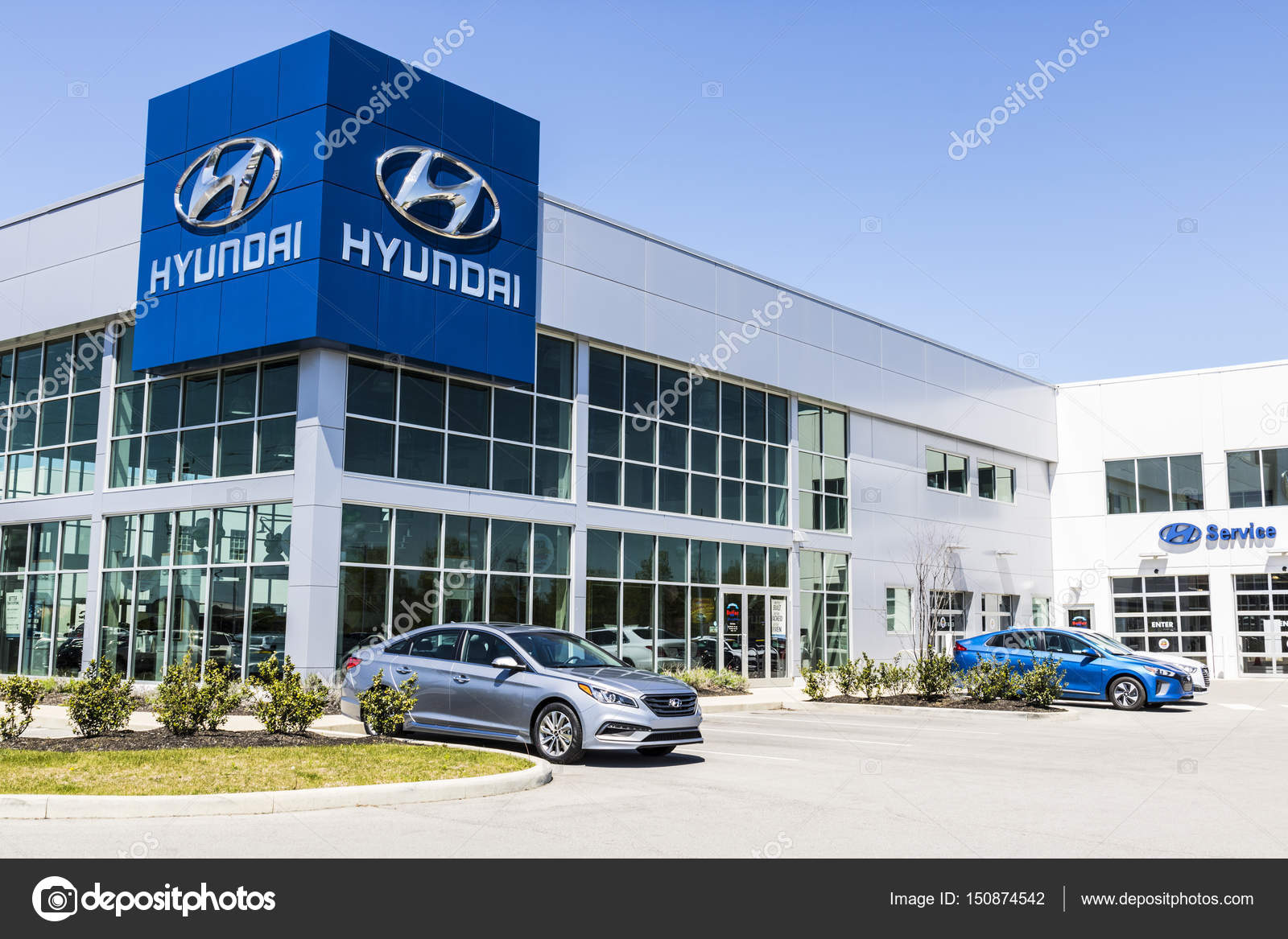 Hyundai Dealership Indianapolis >> Indianapolis Circa April 2017 Hyundai Motor Company Hyundai Dealership Indianapolis >> Indianapolis Circa April 2017 Hyundai Motor Company