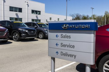Indianapolis - Nisan 2017 yaklaşık: Hyundai Motor Company Bayilik. Hyundai bir Güney Koreli çok uluslu otomotiv üreticisi IV olduğunu