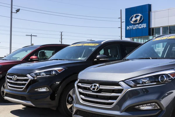 Indianapolis - Nisan 2017 yaklaşık: Hyundai Motor Company Bayilik. Hyundai bir Güney Koreli çok uluslu otomotiv üreticisi VIII olduğunu