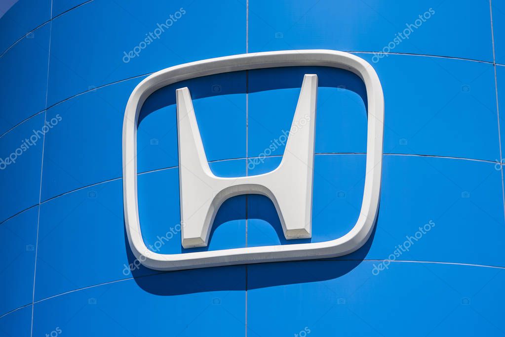 Indianapolis - Circa April 2017: Honda Motor Co. Logo and Sign. Honda Manufactures Among the Most Reliable Cars in the World V
