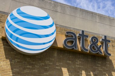 Indianapolis - Mayıs 2017 yaklaşık: At&T merkez ofisi. At&T şimdi IPTV, VoIP, cep telefonları ve Directv XVII sunuyor
