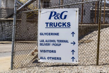 Cincinnati - Mayıs 2017 yaklaşık: Procter ve Gamble kamyon girişine kumaş ve evde bakım tesisi. Bir Amerikan çokuluslu tüketim malları şirket V P ve G ise