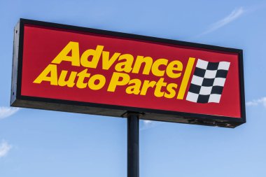 Indianapolis - Haziran 2017 yaklaşık: Advance Auto parçaları perakende satış yerini. Advance Auto Parts otomotiv yedek parça ve aksesuarları bize IV en büyük perakendeci olduğunu