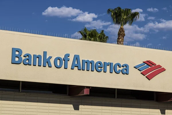 Las Vegas - Circa Juli 2017: Bank of America Bank and Loan Branch (dalam bahasa Inggris). Bank of America adalah sebuah Perbankan dan Jasa Keuangan Perusahaan VII — Stok Foto