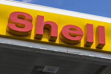 Las Vegas - Temmuz 2017 yaklaşık: Tabela ve Logo Shell benzin. Royal Dutch Shell plc Lahey, Hollanda V dayanmaktadır