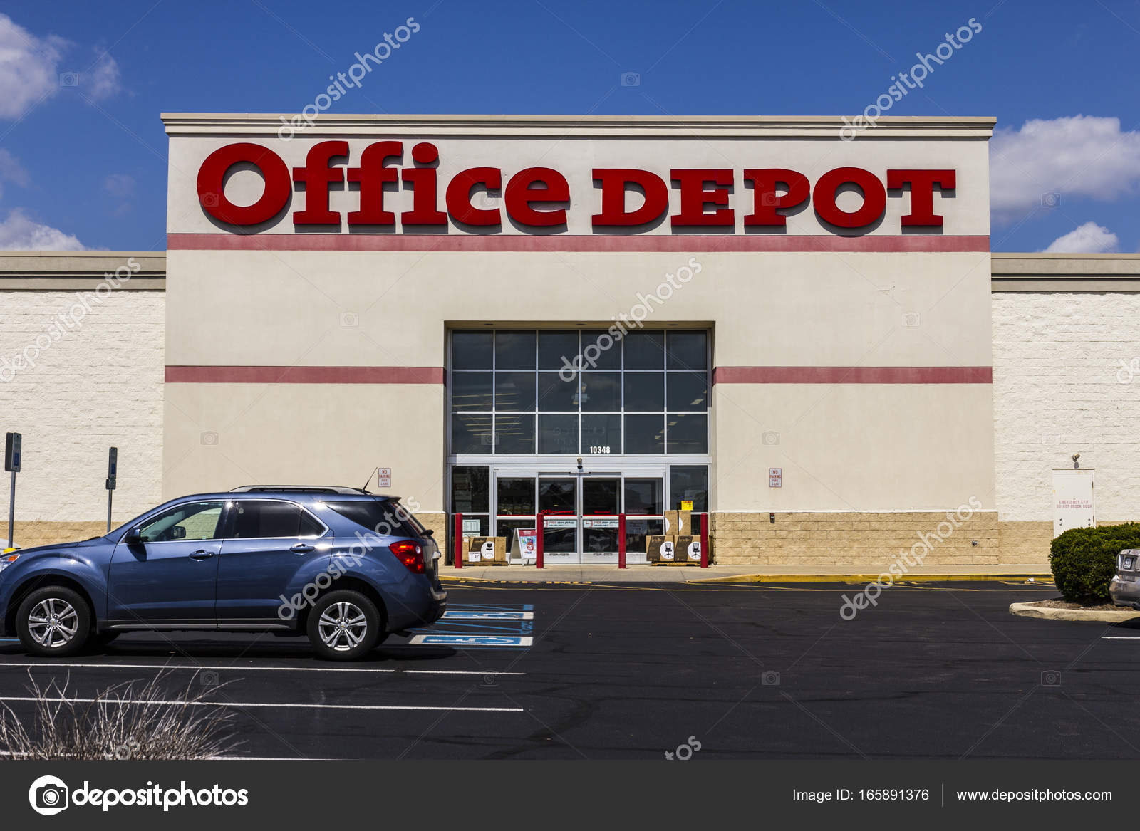 19 Officemax Stock Photos Free Royalty Free Officemax Images Depositphotos