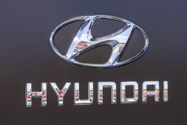 Indianapolis - Circa September 2017: Hyundai Motor Company Dealership. Hyundai is a South Korean Multinational Automotive Manufacturer XI