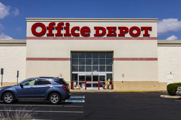 Індіанаполіс - близько 2017 вересня: Office Depot Mall Газа розташування. Office Depot об'єднав річний обсяг продажів близько $11 млрд Vi — стокове фото