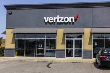 Kokomo - Eylül 2017 yaklaşık: Verizon radyo perakende yer. Verizon en büyük ABD kablosuz iletişim servis sağlayıcısı XXI olduğunu