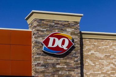 Indianapolis - Eylül 2017 yaklaşık: Dairy Queen perakende Fast Food konum. DQ bir iştiraki, Berkshire Hathaway VIII olduğunu