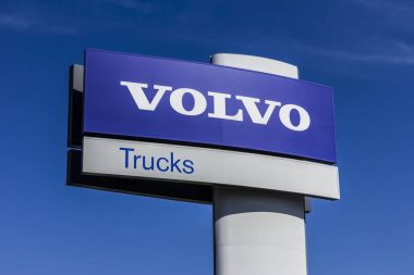 Indianapolis - Ekim 2017 yaklaşık: Volvo kamyon tabela ve logosu. Volvo kamyon dünyanın en büyük kamyon markalarından biridir benim