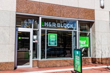 Indianapolis - Şubat 2018 yaklaşık: H ve R blok perakende satış vergi hazırlık yerini. 12.000 Mekanlar III blok çalışır