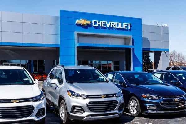 Noblesville - około marca 2018: Dealerskiej samochodów Chevrolet. Chevy jest oddział General Motors Ix — Zdjęcie stockowe
