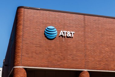 Indianapolis - Mart 2018 yaklaşık: Şehir At&T tel Merkezi. At&T şimdi IPTV, VoIP, cep telefonları ve Directv VII sunuyor