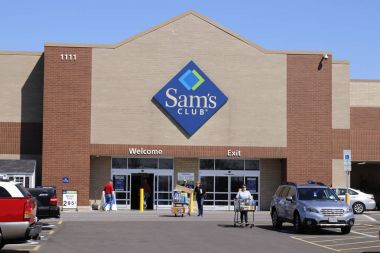 Dayton - Nisan 2018 yaklaşık: Sam's Club Warehouse. Sam'in kulübüdür Walmart II tarafından ait üyelik tek mağazaları zincirine