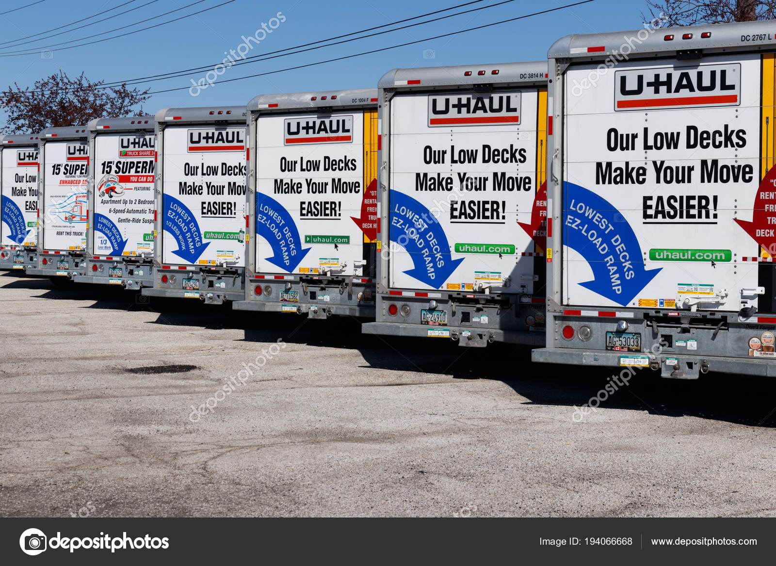 U Haul Moving Truck >> Lafayette Circa April 2018 U Haul Moving Truck Rental U Haul Moving Truck >> Lafayette Circa April 2018 U Haul Moving Truck Rental