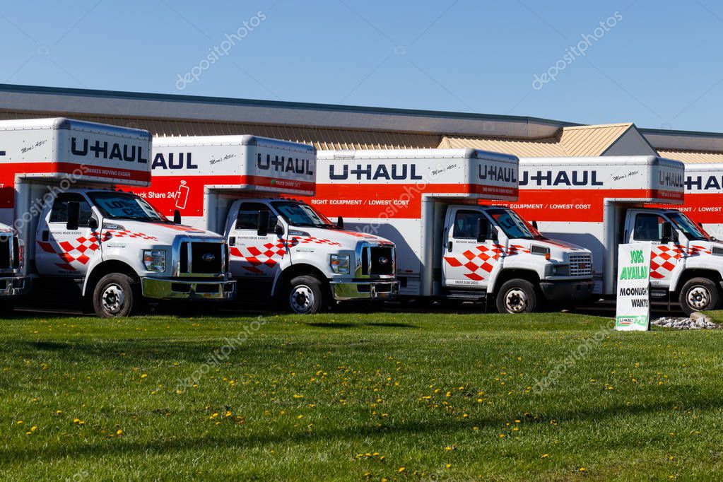Lafayette Circa abril 2018 UHaul Moving Truck Rental Location. U
