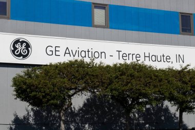 Terre Haute - Mayıs 2020: Genel Elektrik Havacılık Tesisi. Yıllar süren büyümeden sonra GE 'nin yan kuruluşları satması ve binlerce çalışanı işten çıkarması gerekti..