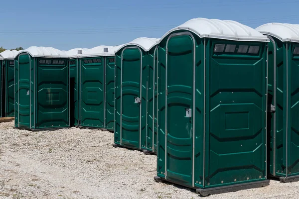 Magazyn Porta Potty Przenośne Toalety Zazwyczaj Widoczne Koncertach Parkach Placach — Zdjęcie stockowe