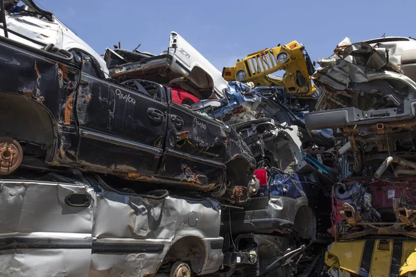 Indianapolis Circa May 2020 Junk Cars Have Been Crushed Stacked — Stock Photo, Image