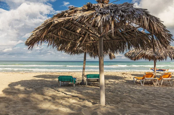 ビーチ小屋,バラデロビーチ,キューバ — ストック写真