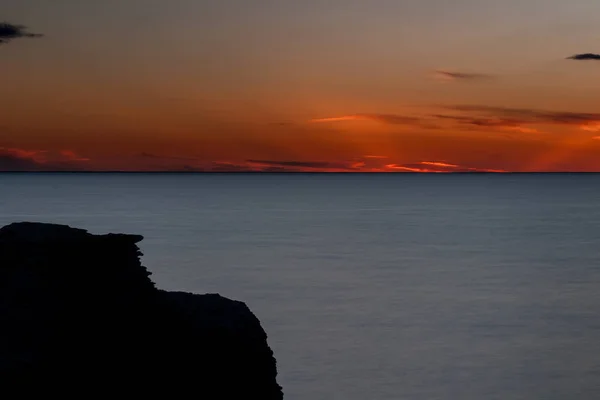 Sunset. Byrum raukar on Swedish Island Oland: Spectacular limestone formations — Stock Photo, Image