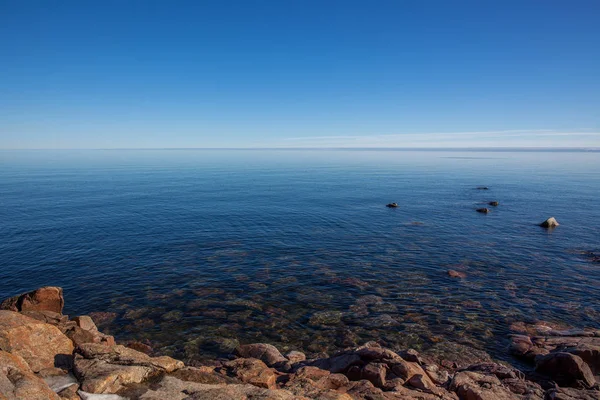 La costa del mar Báltico en la temporada invernal . — Foto de Stock