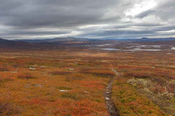 Parque Nacional Sarek en Laponia desde el cielo, enfoque selectivo —  Fotos de Stock