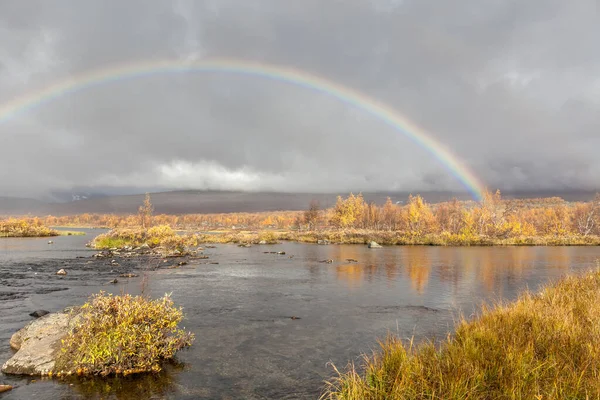 Působivý Výhled Hory Národního Parku Sarek Švédském Laponsku Selektivní Zaměření — Stock fotografie