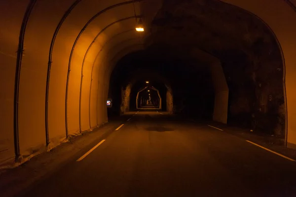 Norwegian Long Dark Tunnel View Norway Subsea Two Lane Road — Stock Photo, Image
