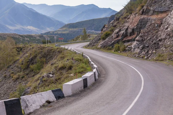 Léto Altai Rusko Klikatá Cesta Altai Hory Krásný Letní Výhled — Stock fotografie