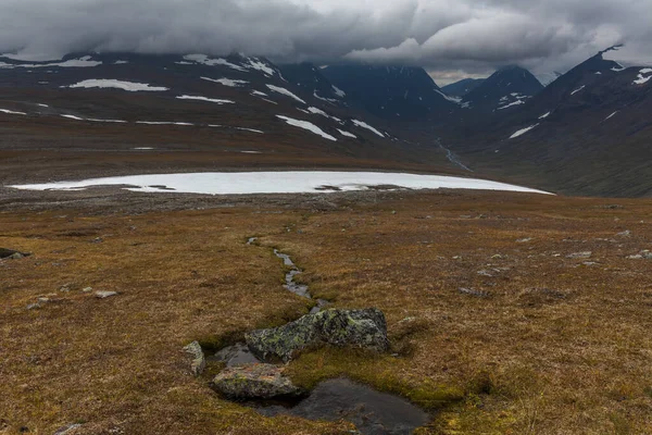 Прекрасная Дикая Природа Национального Парка Сарек Швеции Лапландия Заснеженными Горными — стоковое фото