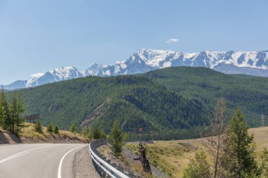 Altai Dağları yolu, Altai bölgesi, Sibirya Rusya.