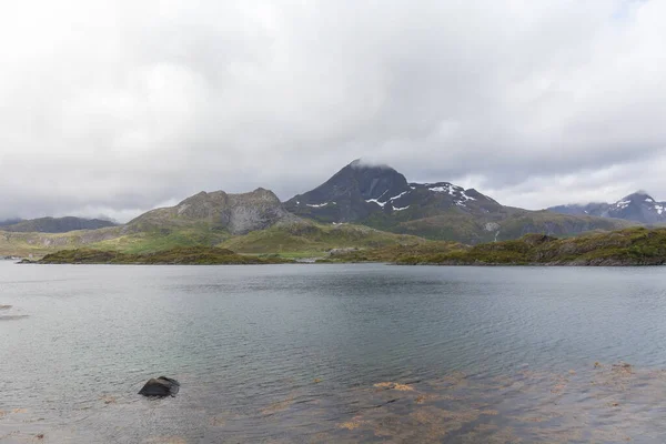 Vakkert Norsk Landskap Utsikt Fjordene Norges Ideelle Fjordrefleksjon Klart Vann – stockfoto