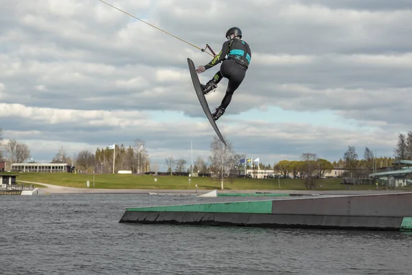 Fagersta Suède Maj 2020 Homme Fait Saut Extrême Wakeboard Autour — Photo