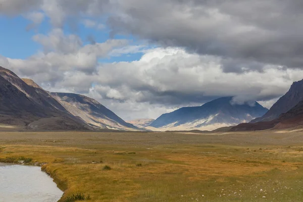 Mongolische Landschaft Grüne Weiden Den Hügeln Der Mongolei — Stockfoto