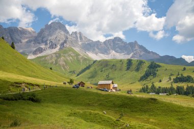 Siktiğimin Passo San Pellegrino 'su. San Pellegrino Geçidi Landescape, Val di Fassa, Trentino Alto Adige, İtalya