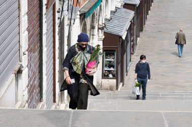 rialto Köprüsü. Coronavirüs döneminde boş Venedik