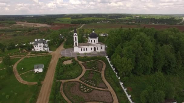 Orthodoxe Kirche Aus Dem Jahrhundert Erbaut Moskauer Gebiet Luftaufnahmen — Stockvideo