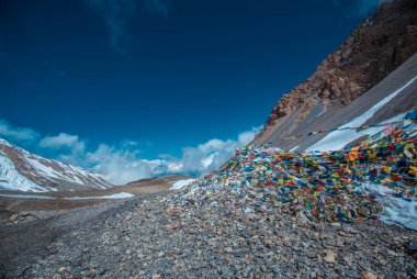 Annapurna Gezisi. Nepalli Himalayalar.