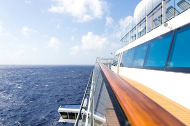 Cruise Gemi boş açık güverte