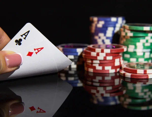 Multicolor Casino Chips Para Jugar Póquer — Foto de Stock