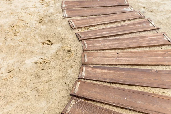 Ahşap Beach Boardwalk Yol Kopya Alanı Ile Kum Ile — Stok fotoğraf