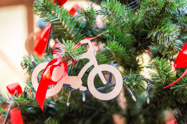 Árbol Navidad Con Decoración Bicicleta — Foto de Stock